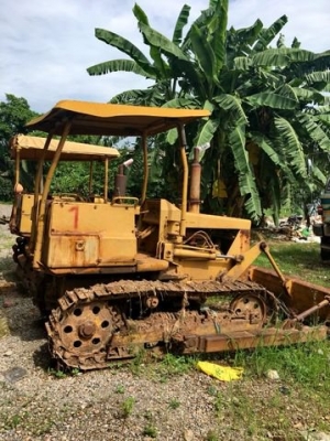 ขาย KOMATSU D2- 5 รถสวยๆสภาพพร้อมใช้งาน  ราคา  170,000  บาท