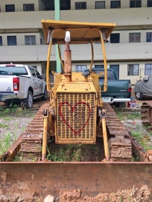 ขาย KOMATSU D2- 5 รถสวยๆสภาพพร้อมใช้งาน  ราคา  170,000  บาท