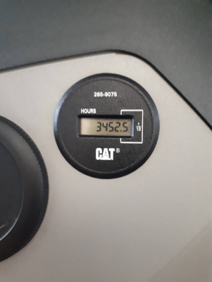 ขายหน้าตักหลังขุด CAT 422E สวย 3XXX ก่วา ชม. ขายหน้าตักหลังขุด CAT 422E สวย 3XXX ก่วา ชม.