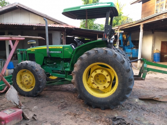 ขายรถไถจอนเดรีย 2 เพลาใหญ่ รถสวยสภาพดี พร้อมใบดัน และผาน 7 เล่มทะเบียนพร้อม