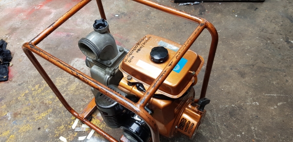 ปั้มน้ำ 3 x 3 นิ้ว