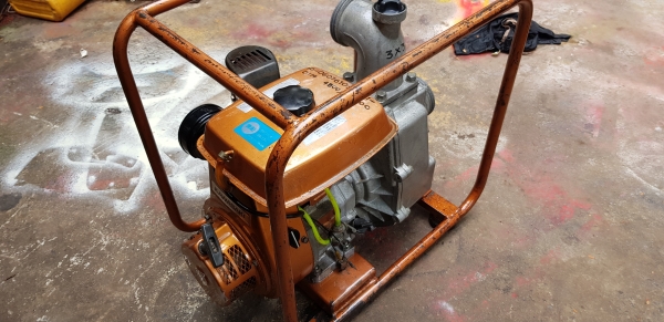 ปั้มน้ำ 3 x 3 นิ้ว