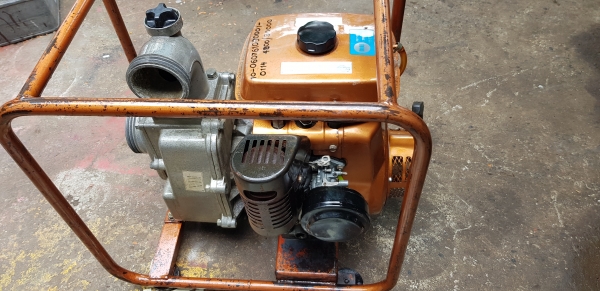 ปั้มน้ำ 3 x 3 นิ้ว