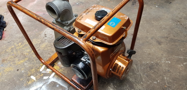 ปั้มน้ำ 3 x 3 นิ้ว