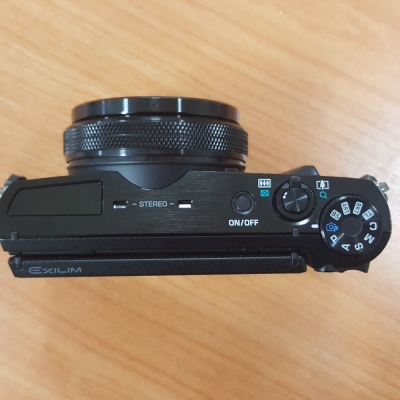 Casio EX100F Casio EX100F