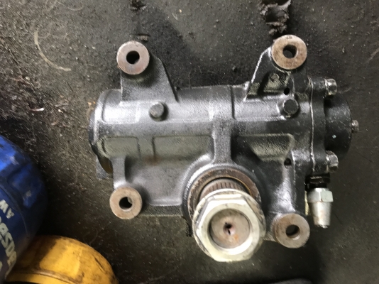 กระปุกพวงมาลัยเพาเวอร์ ISUZU240