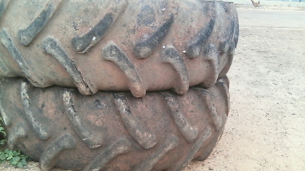 ยางรถไถ14.9-24