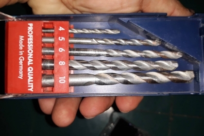 ขายดอกเจาะปูนชุด5ดอกMADE IN GERMANY. งานเก่ามือสอง