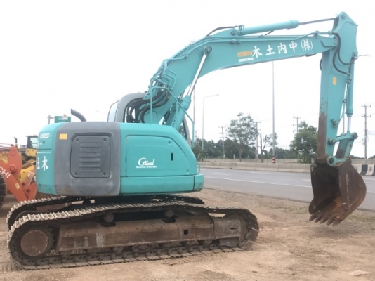 ขายรถขุด KOBELCO SK200SR มีลายหัวกระแทก รถนอกนำเข้าเองจากญี่ปุ่น สภาพสวยพร้อมใช้ มีVDOการทำงานครับ