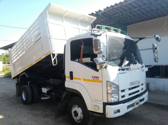 6 ล้อกลาง ดัมพ์ Euro.3 ISUZU FRR 210 แรงม้า *ยาว 4.00 ม.* รถสวยเดิม+สวยจริง * รถห้างแท้ * มีเล่มพร้อ