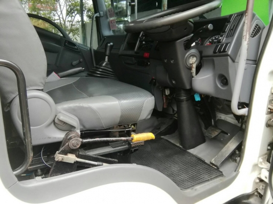 6 ล้อกลาง ดัมพ์ Euro.3 ISUZU FRR 210 แรงม้า *ยาว 4.00 ม.* รถสวยเดิม+สวยจริง * รถห้างแท้ * มีเล่มพร้อ