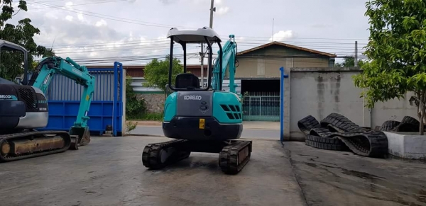 รถขุดขนาด2.5ตัน KOBELCO SK25SR-2 เก่านอกรุ่นใหม่ ทำงานไวมาก มีไลน์เจาะ ช่วงล่างแน่นทำงานคล่องตัว สามารถปรับคอนโทลได้  ราคา360,000บาท สนใจติดต่อ  #KPGแทรคเตอร์ 081-8416818 083-4355829, 092-9938255 รับรองคุณภาพ ติดต่อสอบถามได้ที่  กดไปที่ลิ้ง