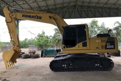ขาย!! >>> Komatsu Pc200 รุ่น 8 MO สวยเต็ม PM.ยังเหลือ <<< เบอร์ติดต่อ 098-7155789 086-4631102