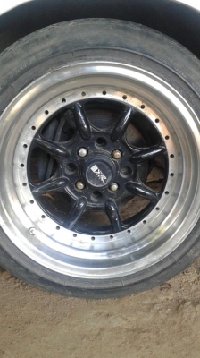 ขายแม็กหน้า8หลัง9ขอบ15พร้อมยาง0966859554