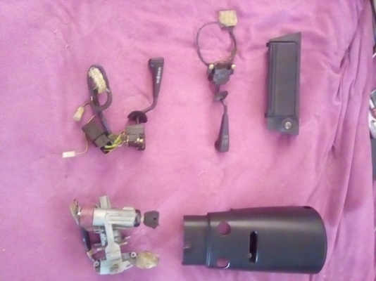 ขายแยกอะใหล่bmw e30 (316)0966859554