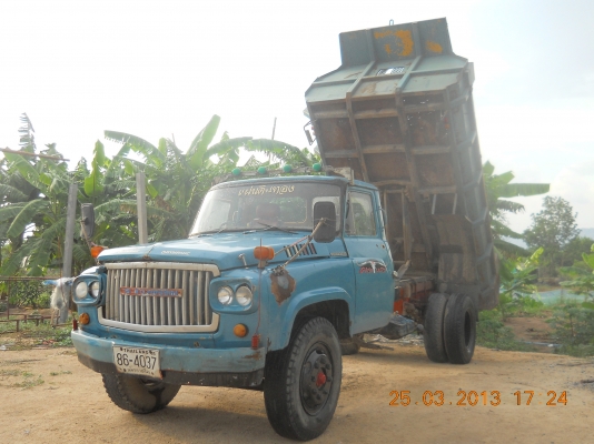 ขาย6ล้อดั๊มพ์หน้ายาวนิสสันแรงๆพร้อมใช้งาน