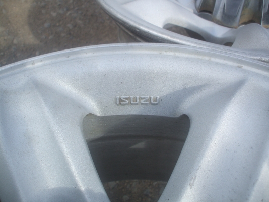 ขายล้อเล็บเหยี่ยวแท้ติดรถ