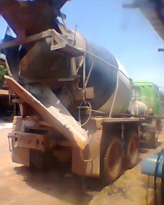 ขาย 10 ล้อ 2 เพลา รถโม่ปูน เครื่อง 320 สภาพพร้อมใช้งาน ราคาต่อรองได้