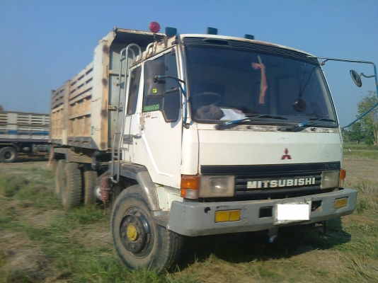 MITSUBISHI FN527M-TF 220 แรงม้า 2 เพลา ดัมพ์