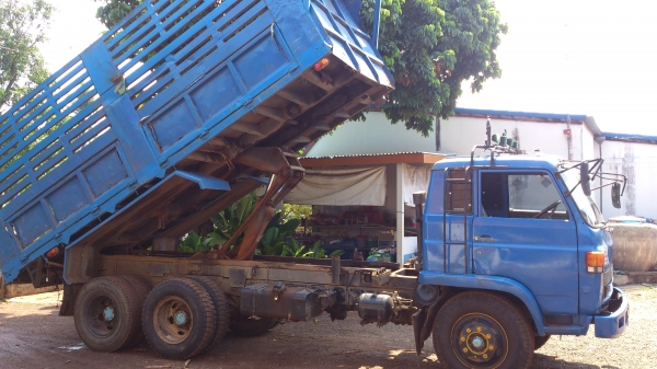 ขาย 10 ล้อ ISUZU JCM เครื่อง 195 แรงม้า มีดั้ม