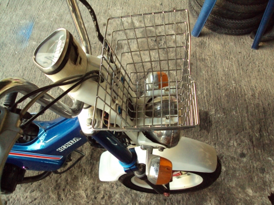 ขายHONDAชาลี วางเครื่อง nic110cc