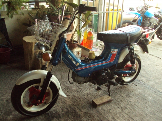 ขายHONDAชาลี วางเครื่อง nic110cc