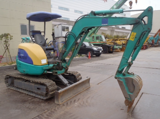 ขายด่วน KOMATSU PC30MR-1 ซีเรียล 1553X    นำเข้าเองจากญี่ปุ่น 100\% สวย สภาพดี ใช้งานมาน้อยจ้า