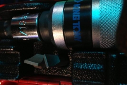 ไขควงตอก  KINGTONY