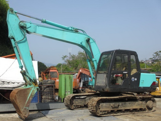 ขายด่วน KOBELCO SK 120-1   มาร์คทรี ซีเรียล LP-87xx นำเข้าเองจากญี่ปุ่นสวยเครื่องปั้มดี   สภาพดี  ยังไม่เคยใช้งานในไทยจ้า