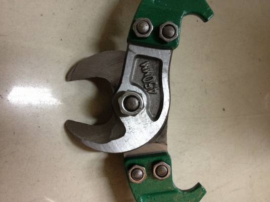 คีมตัดสายไฟ,เคเบิ้ล 18" WYNN'S  ตัดสายได้ถึงเบอร์ 450MM