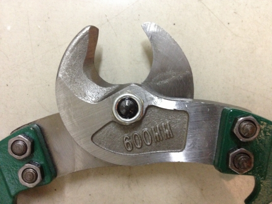 คีมตัดสายไฟ,เคเบิ้ล 24" WYNN'S ตัดสายได้ถึงเบอร์ 600MM คีมตัดสายไฟ,เคเบิ้ล 24" WYNN'S ตัดสายได้ถึงเบอร์ 600MM