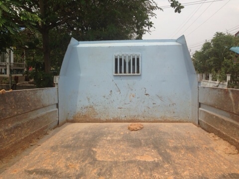 ***ขายแล้วครับขอบคุณ Truck2hand ขาย 6ล้อดั๊มดิน ISUZU Rocky 175  FRR เครื่อง6BG1 175 แรง แห้งดีไม่เยิ้ม เกียร์ดีเข้าง่ายไม่หลุด ช่วงล่างใหญ่คัสซีสวย ไม่ผุไม่บวมไม่ร้าว กระบะดั๊ม6ตัน 3.60ม. ยิงหน้า สภาพดีไม่ผุ บอดี้สีดี หัวบางดีภายในสวยคอนโซลครบเครื่องเสีย