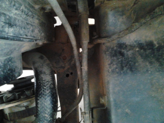 ***ขายแล้วครับขอบคุณ Truck2hand ขาย กระบะตอนเดียว MITSU L200 CYCLONE 2.5ปี38/95 เครื่องเดิม2.5แห้งดีไม่หลวมไม่เยิ้ม ช่วงล่างแน่นคัสซีสวยไม่ผุไม่ดาม ภายในสวยคอนโซลครบพื้นเก๋งไม่ผุ เบาะไม่ขาด หน้า-หลังเดิม สีไม่ค่อยสวย มีแตกมีลอก กระบะพื้นไม่ผุมีผุด้านข้าง(