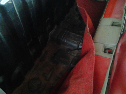 ***ขายแล้วครับขอบคุณ Truck2hand ขาย กระบะตอนเดียว MITSU L200 CYCLONE 2.5ปี38/95 เครื่องเดิม2.5แห้งดีไม่หลวมไม่เยิ้ม ช่วงล่างแน่นคัสซีสวยไม่ผุไม่ดาม ภายในสวยคอนโซลครบพื้นเก๋งไม่ผุ เบาะไม่ขาด หน้า-หลังเดิม สีไม่ค่อยสวย มีแตกมีลอก กระบะพื้นไม่ผุมีผุด้านข้าง(