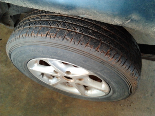 ***ขายแล้วครับขอบคุณ Truck2hand ขาย กระบะตอนเดียว MITSU L200 CYCLONE 2.5ปี38/95 เครื่องเดิม2.5แห้งดีไม่หลวมไม่เยิ้ม ช่วงล่างแน่นคัสซีสวยไม่ผุไม่ดาม ภายในสวยคอนโซลครบพื้นเก๋งไม่ผุ เบาะไม่ขาด หน้า-หลังเดิม สีไม่ค่อยสวย มีแตกมีลอก กระบะพื้นไม่ผุมีผุด้านข้าง(