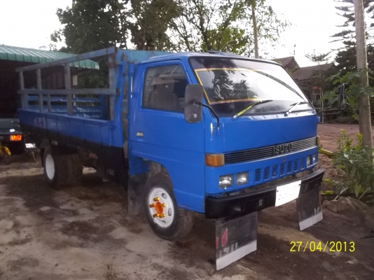 ขๅย  6ล้อ  NPR  ประกอบ 100แรง  คัชซีสวย เกียร์สั้น