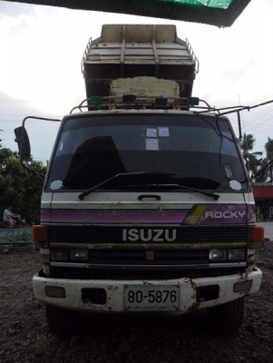 ขายสิบล้อดั้มร๊อกกี้รุ่นFVZ12MYเครื่อง210สภาพสวย