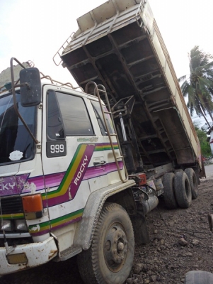 ขายสิบล้อดั้มร๊อกกี้รุ่นFVZ12MYเครื่อง210สภาพสวย