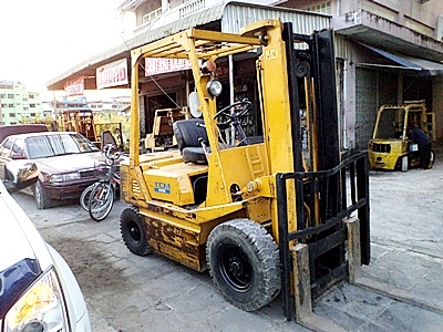 ขายรถยกTCM 2 ตัน เครื่องดีเซลอีซูซุ กระบอกคู่ เสาสูง 3 เมตร พวงมาลัยเพาเว่อร์ สีเดิมจากนอก นำเข้าจากญี่ปุ่น ใช้งานได้ทันที ร ขายรถยกTCM 2 ตัน เครื่องดีเซลอีซูซุ กระบอกคู่ เสาสูง 3 เมตร พวงมาลัยเพาเว่อร์ สีเดิมจากนอก นำเข้าจากญี่ปุ่น ใช้งานได้ทันที ร