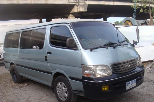 ขายด่วนรถตู้ commuter ปี 2004