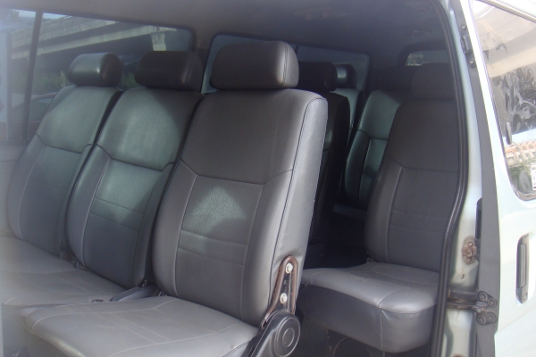 ขายด่วนรถตู้ commuter ปี 2004