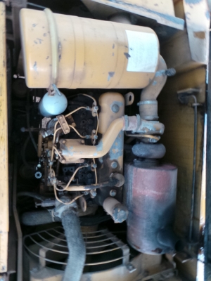 komatsu pc100L-2  รถมือคีบ เครื่องดี ปั้มไม่เยิ้ม พร้อมขายค่ะ