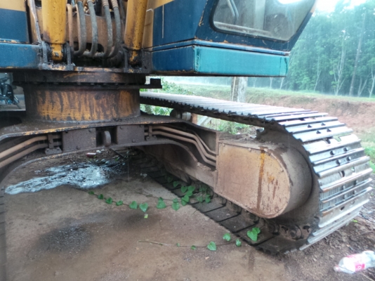 komatsu pc100L-2  รถมือคีบ เครื่องดี ปั้มไม่เยิ้ม พร้อมขายค่ะ