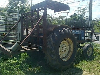 ขายรถไถ FORD เพลาเดี่ยว บรรทุกไม้ยาง ราคา 100000