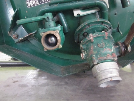 ขาย-เครื่องดูดโคลน (vaccum tank) ขนาดจุ 2 ตัน อุปกรณ์ครบครับ ติดตั้งแล้วใช้งานได้ทันที มือสองจากญี่ปุ่นแท้