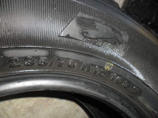 ยาง FORCEUM 235/70R15 สวยๆ 1 คู่