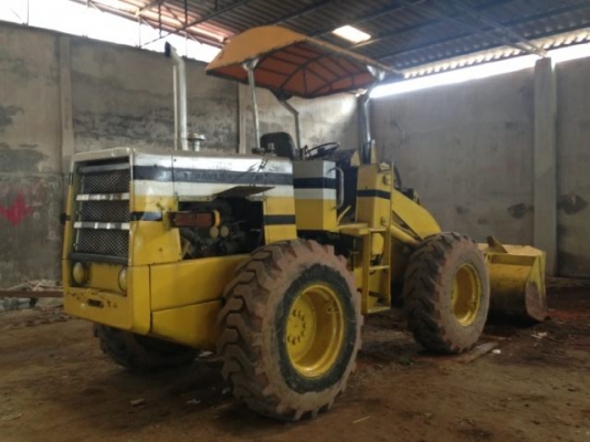 ขายรถตักล้อยางKOMATSU510พร้อมใช้สนใจโทร081-9701072 ขายรถตักล้อยางKOMATSU510พร้อมใช้สนใจโทร081-9701072