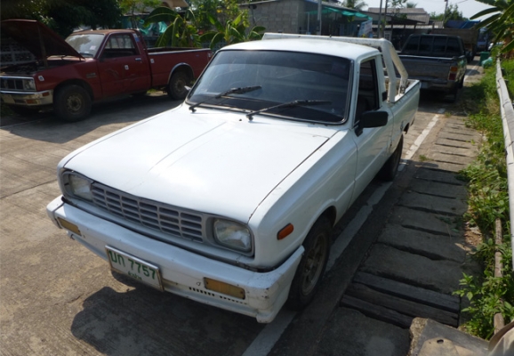 mazda 1000 ขาย