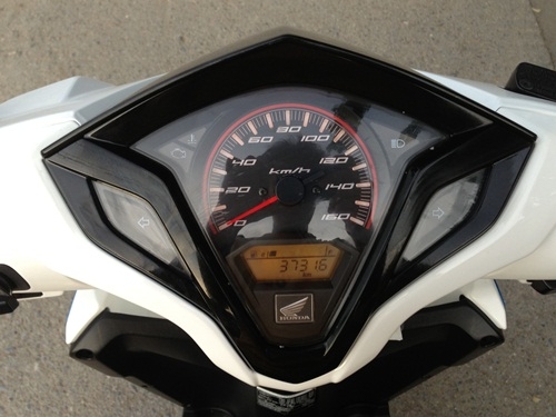 honda click125i สีน้ำเงินขาว ปี2555