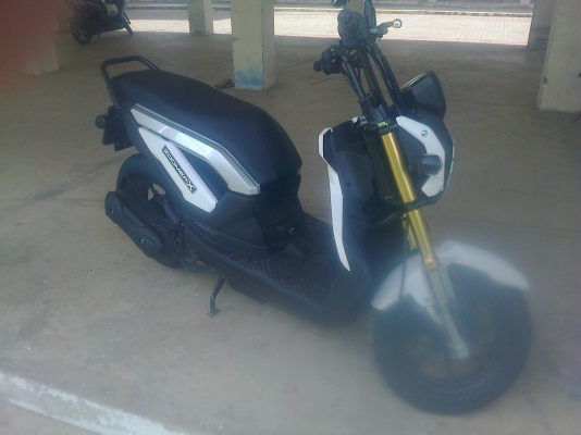 ขายดาวน์honda zoomer-x